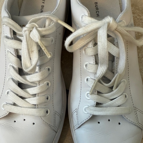 Tory Burch Howell Court Sneaker 8 - Picture 10 of 16